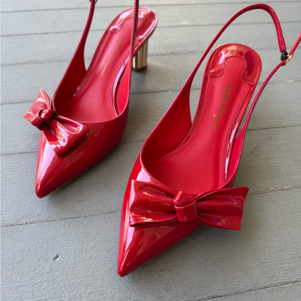 Elegant Red Slingback Heels with Bow
